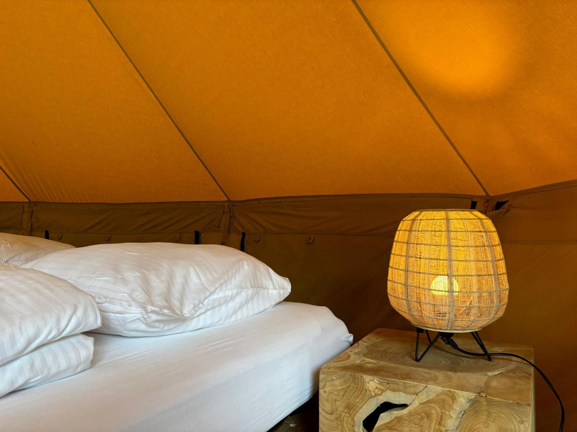 Glamping Bivak - Urban Gardens Gent Hotel Exterior photo